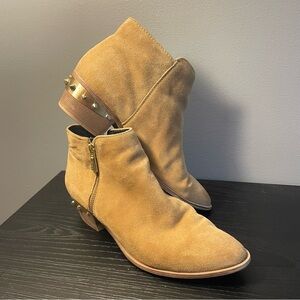 Sam Edelman Circus Holt Camel Suede Ankle Boots 9 Gold Studded Spike Tan Bootie